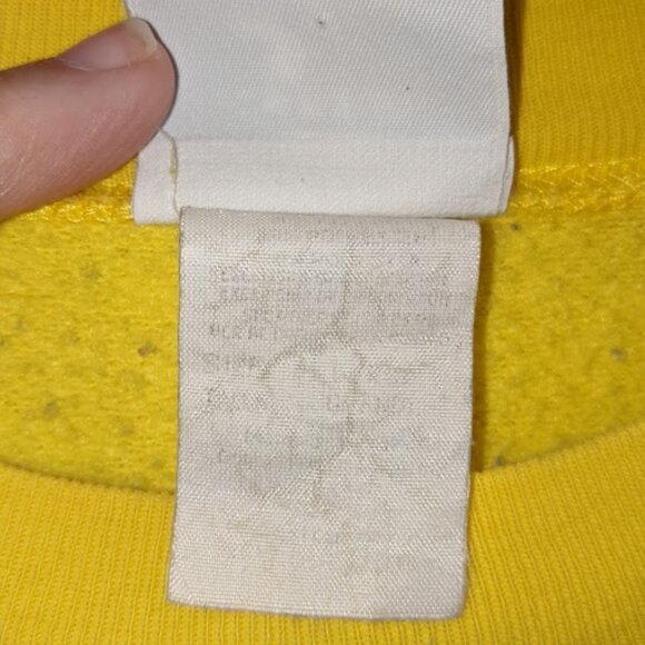 Vintage Yellow Mickey Mouse Sweatshirt Size Large - Picture 4 of 12